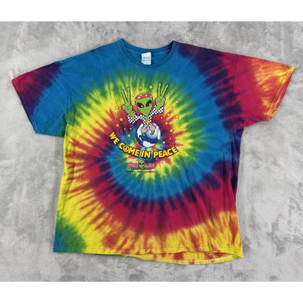 Hippie Shirt Mens 2XL 60s 70s Peace Space Aliens Bar And Grill Colorful Bohemian